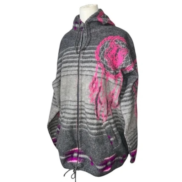 tuntaquimba Sweaters - TUNTAQUIMBA 100% Wool Sweater from Ecuator -wolf & dreamcatcher design